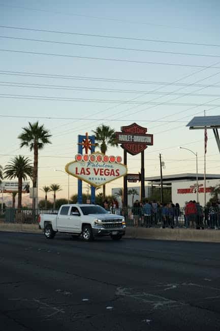 Chevrolet Silverado 2