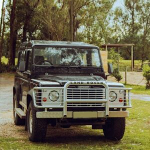 Land Rover Defender 3
