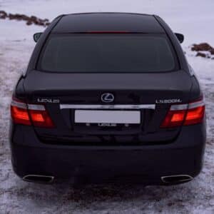 Lexus LS 3