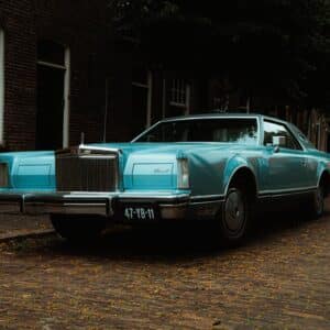 Lincoln Continental 3