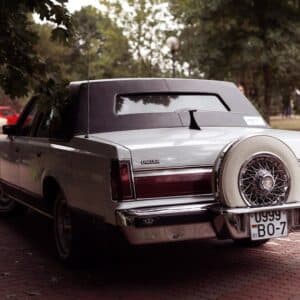 Lincoln Town Car 3