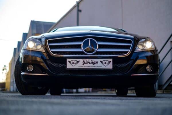 Mercedes Benz GLK350 Car
